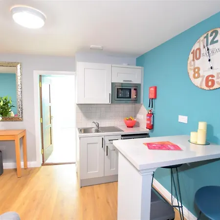 Lanigan'S Accommodation Apartment
